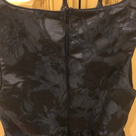 Ladies dress size S NWT - Picture 4 of 4